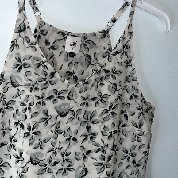 CABI Chiffon Sleeveless Semi-Sheer Floral Tunic Top Gray Adjustable Straps Sz Sm - Picture 3 of 12